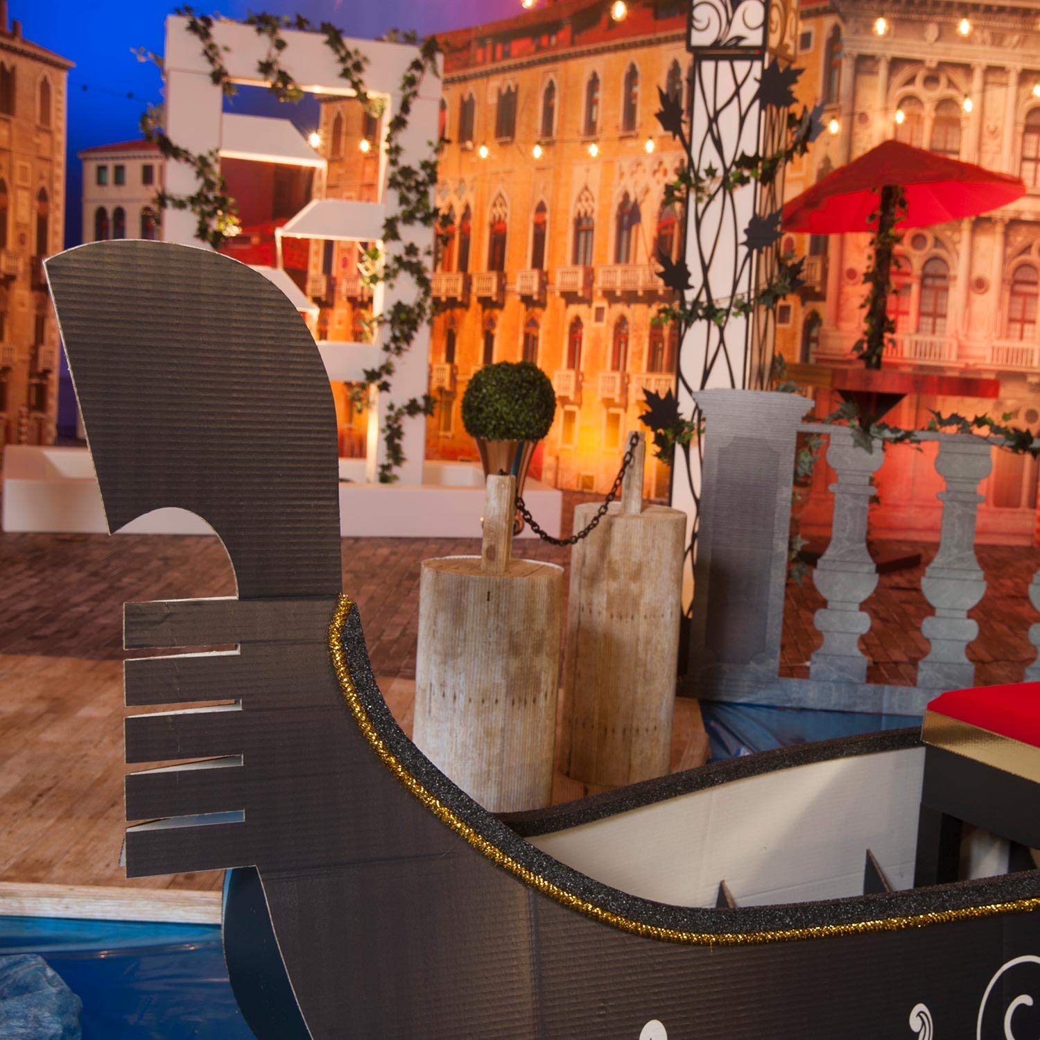 Anderson's Gondola on Grand Canal Kit, Italian Theme, Photo Ops, Props - Image 4