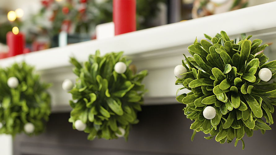 Anderson's Hanging 5" Mistletoe or Kissing Ball – Christmas, Christmas in July, Bridal Showers, Weddings, Parties & Holiday Décor for Home, Office, Events & Gift Giving - Image 4