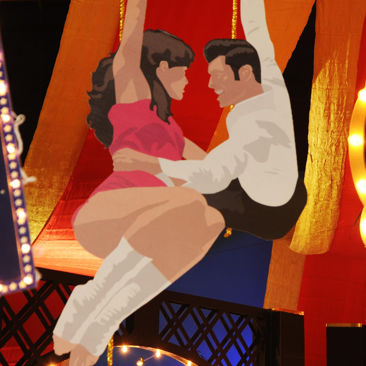 Anderson's Trapeze Artists Hanging Decoration Kit, Circus Theme, Photo Op, Prop, Prom, Homecoming, Event Décor - Image 3